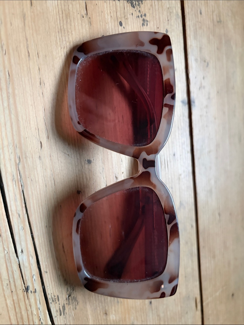 Diff Eyewear Women's Tortoiseshell Square Sunglasses with Brown Gradient Lenses